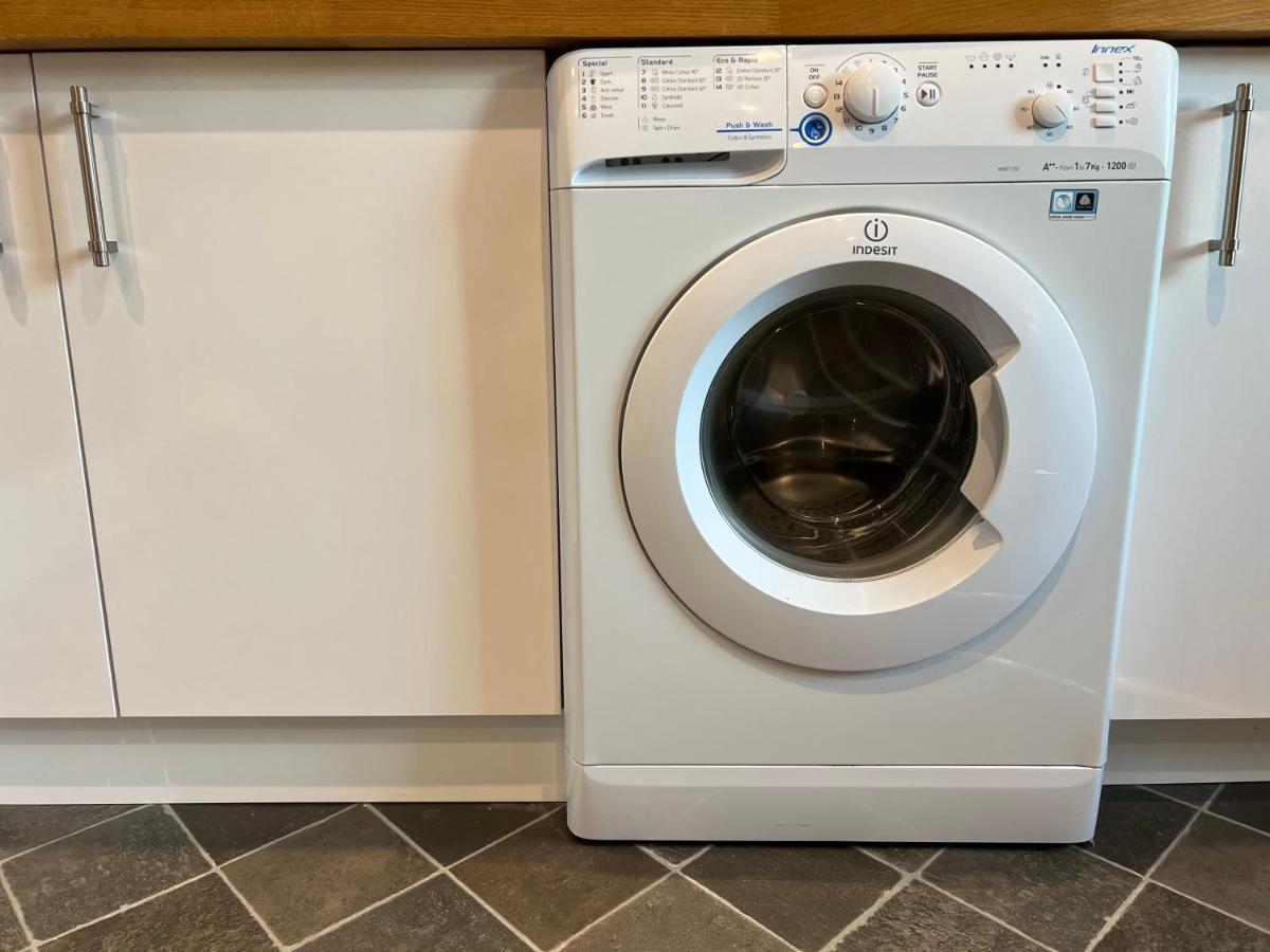 Lovely 1-Bedroom Flat In St Leonards On Sea Exteriör bild